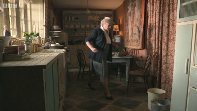 FATHER_BROWN_-_S01E01_mp4_20251003_000413_773.jpg