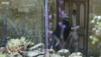FATHER_BROWN_-_S01E01_mp4_20251003_000428_977.jpg