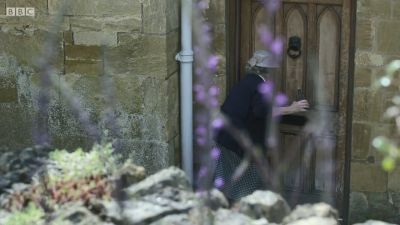 FATHER_BROWN_-_S01E01_mp4_20251003_000429_254.jpg