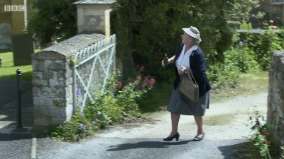 FATHER_BROWN_-_S01E01_mp4_20251003_000436_456.jpg