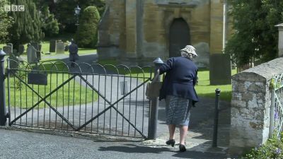 FATHER_BROWN_-_S01E01_mp4_20251003_000439_298.jpg