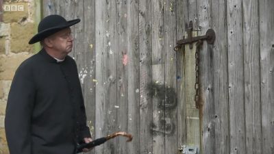 FATHER_BROWN_-_S01E01_mp4_20251003_000615_461.jpg