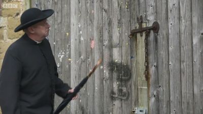 FATHER_BROWN_-_S01E01_mp4_20251003_000615_746.jpg