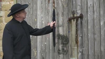 FATHER_BROWN_-_S01E01_mp4_20251003_000616_261.jpg