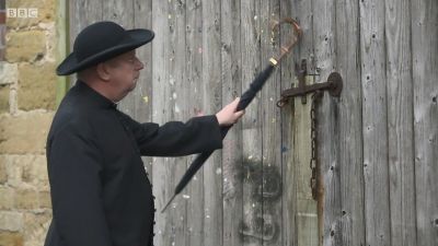 FATHER_BROWN_-_S01E01_mp4_20251003_000617_862.jpg