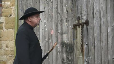 FATHER_BROWN_-_S01E01_mp4_20251003_000618_341.jpg