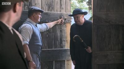 FATHER_BROWN_-_S01E01_mp4_20251003_000627_463.jpg