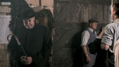 FATHER_BROWN_-_S01E01_mp4_20251003_000724_745.jpg