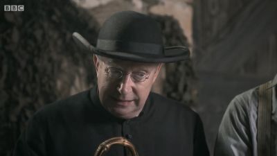 FATHER_BROWN_-_S01E01_mp4_20251003_000825_710.jpg