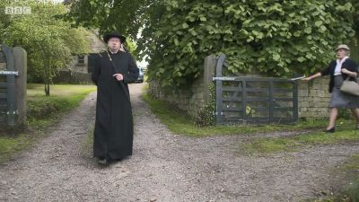 FATHER_BROWN_-_S01E01_mp4_20251003_000835_984.jpg