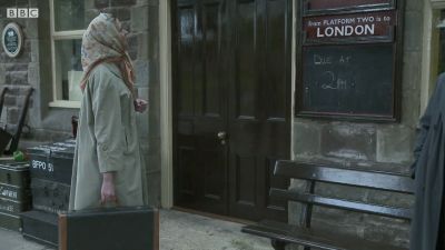 FATHER_BROWN_-_S01E01_mp4_20251003_000908_130.jpg