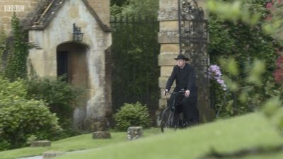 FATHER_BROWN_-_S01E01_mp4_20251003_000912_032.jpg