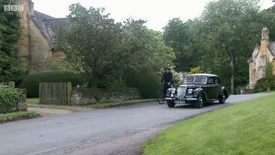 FATHER_BROWN_-_S01E01_mp4_20251003_000921_712.jpg