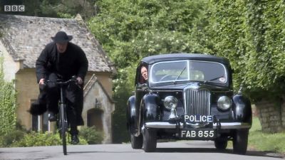 FATHER_BROWN_-_S01E01_mp4_20251003_000931_953.jpg
