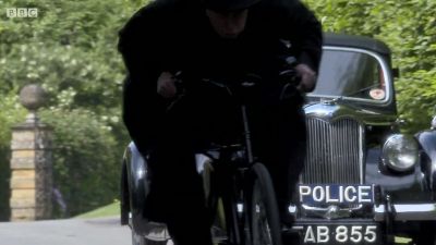 FATHER_BROWN_-_S01E01_mp4_20251003_000934_835.jpg