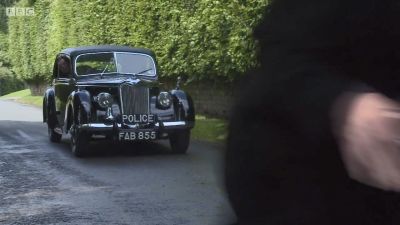 FATHER_BROWN_-_S01E01_mp4_20251003_000935_832.jpg
