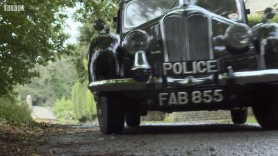 FATHER_BROWN_-_S01E01_mp4_20251003_000938_992.jpg