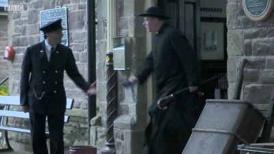 FATHER_BROWN_-_S01E01_mp4_20251003_001026_195.jpg