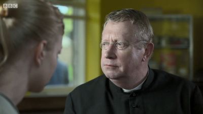 FATHER_BROWN_-_S01E01_mp4_20251003_001050_677.jpg