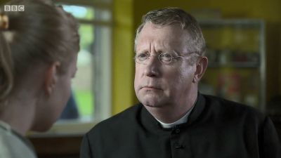FATHER_BROWN_-_S01E01_mp4_20251003_001201_560.jpg