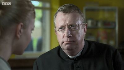 FATHER_BROWN_-_S01E01_mp4_20251003_001210_681.jpg
