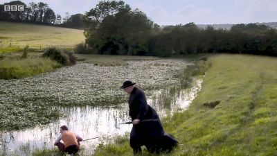 FATHER_BROWN_-_S01E01_mp4_20251003_001306_681.jpg