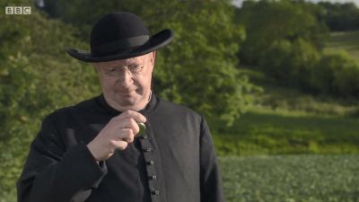 FATHER_BROWN_-_S01E01_mp4_20251003_001534_692.jpg