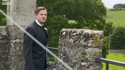 FATHER_BROWN_-_S01E01_mp4_20251003_001646_808.jpg