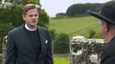 FATHER_BROWN_-_S01E01_mp4_20251003_001652_532.jpg