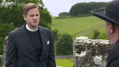 FATHER_BROWN_-_S01E01_mp4_20251003_001653_331.jpg