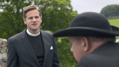 FATHER_BROWN_-_S01E01_mp4_20251003_001709_453.jpg