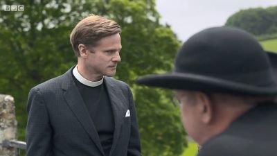 FATHER_BROWN_-_S01E01_mp4_20251003_001718_093.jpg