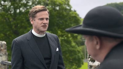 FATHER_BROWN_-_S01E01_mp4_20251003_001730_733.jpg
