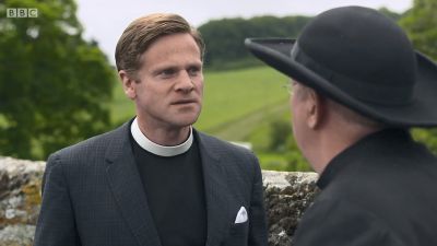 FATHER_BROWN_-_S01E01_mp4_20251003_001738_296.jpg