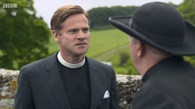 FATHER_BROWN_-_S01E01_mp4_20251003_001738_577.jpg