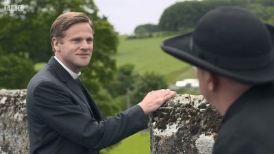 FATHER_BROWN_-_S01E01_mp4_20251003_001809_697.jpg