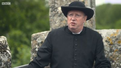 FATHER_BROWN_-_S01E01_mp4_20251003_001816_539.jpg