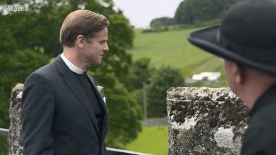 FATHER_BROWN_-_S01E01_mp4_20251003_001821_497.jpg