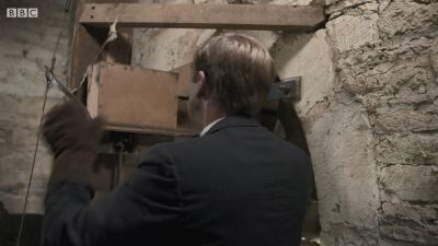 FATHER_BROWN_-_S01E01_mp4_20251003_001844_579.jpg