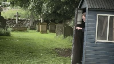 FATHER_BROWN_-_S01E01_mp4_20251003_001954_258.jpg