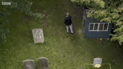 FATHER_BROWN_-_S01E01_mp4_20251003_002007_980.jpg