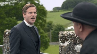 FATHER_BROWN_-_S01E01_mp4_20251003_002025_263.jpg