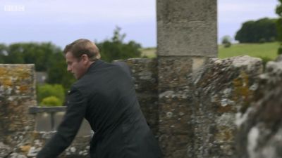 FATHER_BROWN_-_S01E01_mp4_20251003_002102_005.jpg