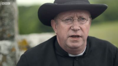 FATHER_BROWN_-_S01E01_mp4_20251003_002129_305.jpg