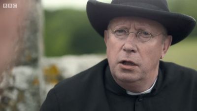 FATHER_BROWN_-_S01E01_mp4_20251003_002157_230.jpg