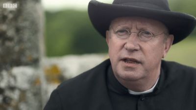 FATHER_BROWN_-_S01E01_mp4_20251003_002158_546.jpg
