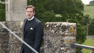 FATHER_BROWN_-_S01E01_mp4_20251003_002206_384.jpg