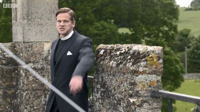 FATHER_BROWN_-_S01E01_mp4_20251003_002206_865.jpg