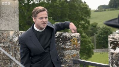 FATHER_BROWN_-_S01E01_mp4_20251003_002208_466.jpg