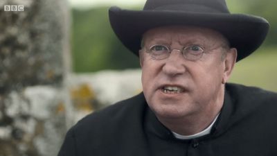 FATHER_BROWN_-_S01E01_mp4_20251003_002215_028.jpg